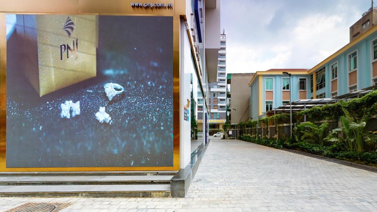Cau Giay Hotel - By Bay Luxury Hanoi Zewnętrze zdjęcie